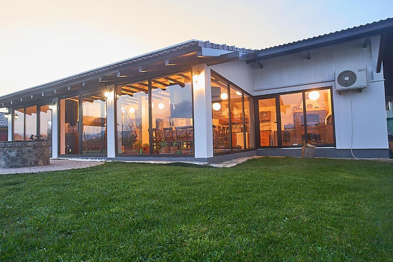 Hotel Insula Christiana Cristian  Exteriér fotografie